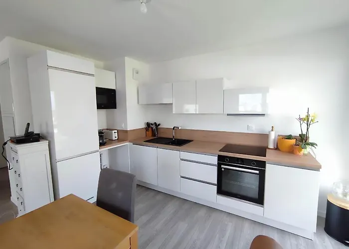 Brand New, Fully Equipped, Comfortable Apartament